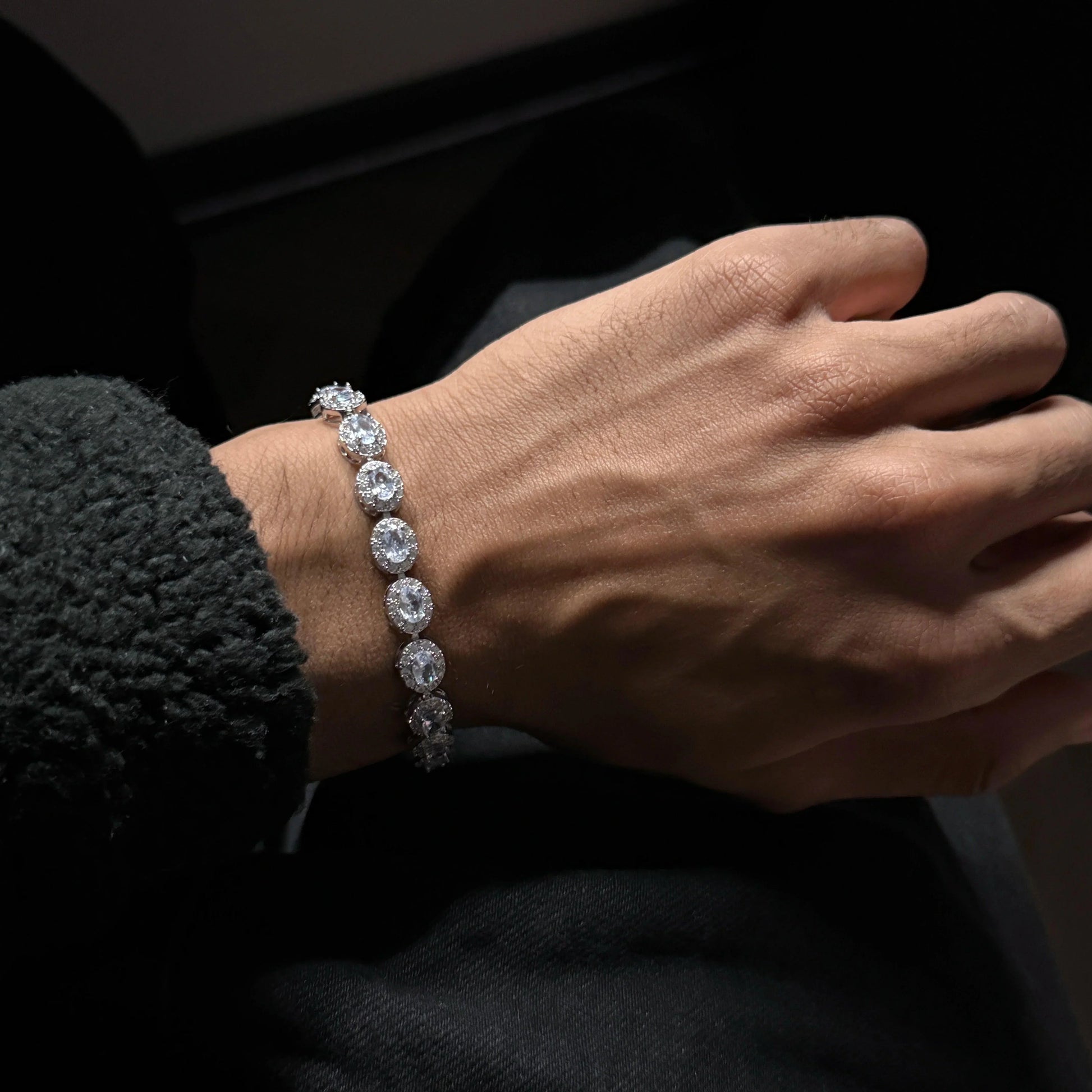 Angel Eyes Bracelet - iLLUSIA
